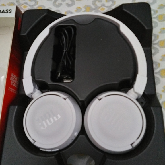 Woman / men Bluetooth. Wireless headset JBL - Picture 2 of 6